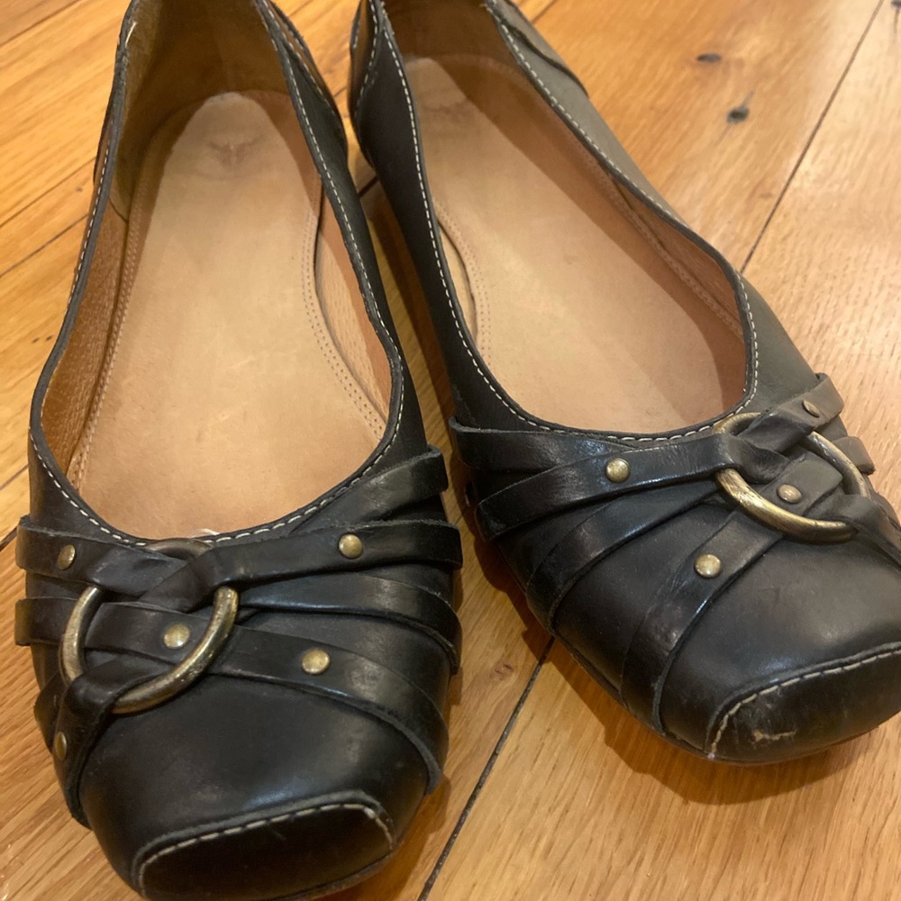 Black Flats - image 3